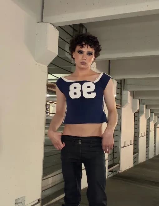 competitor qXPjy