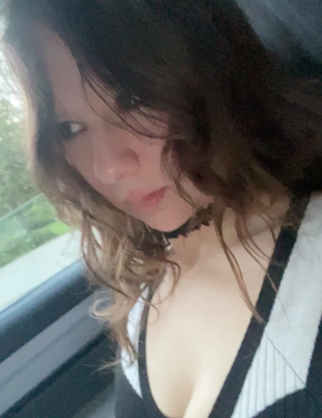 Valerie L image