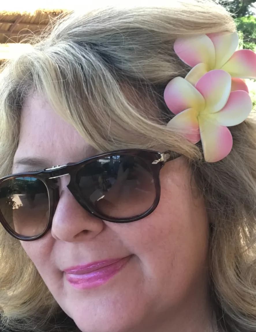 Tracey Goldvarg image