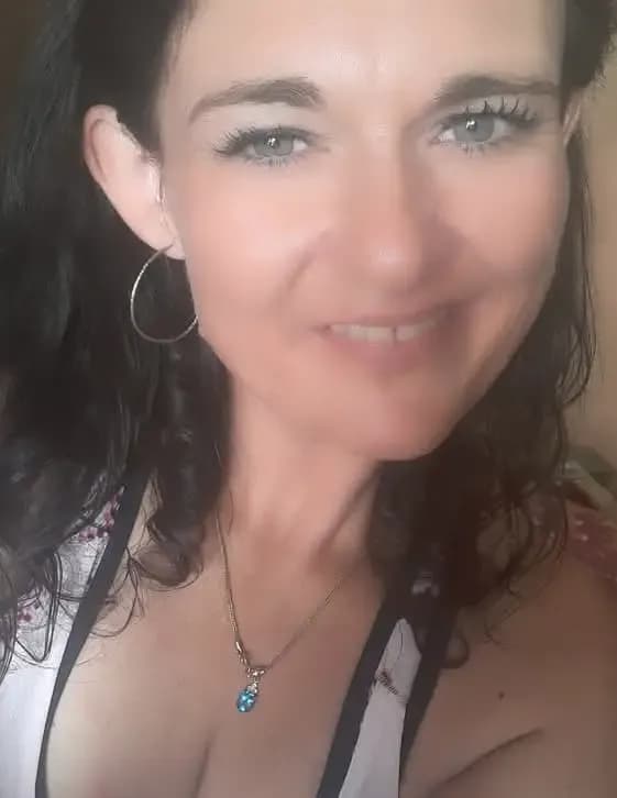 Lynn Brown image