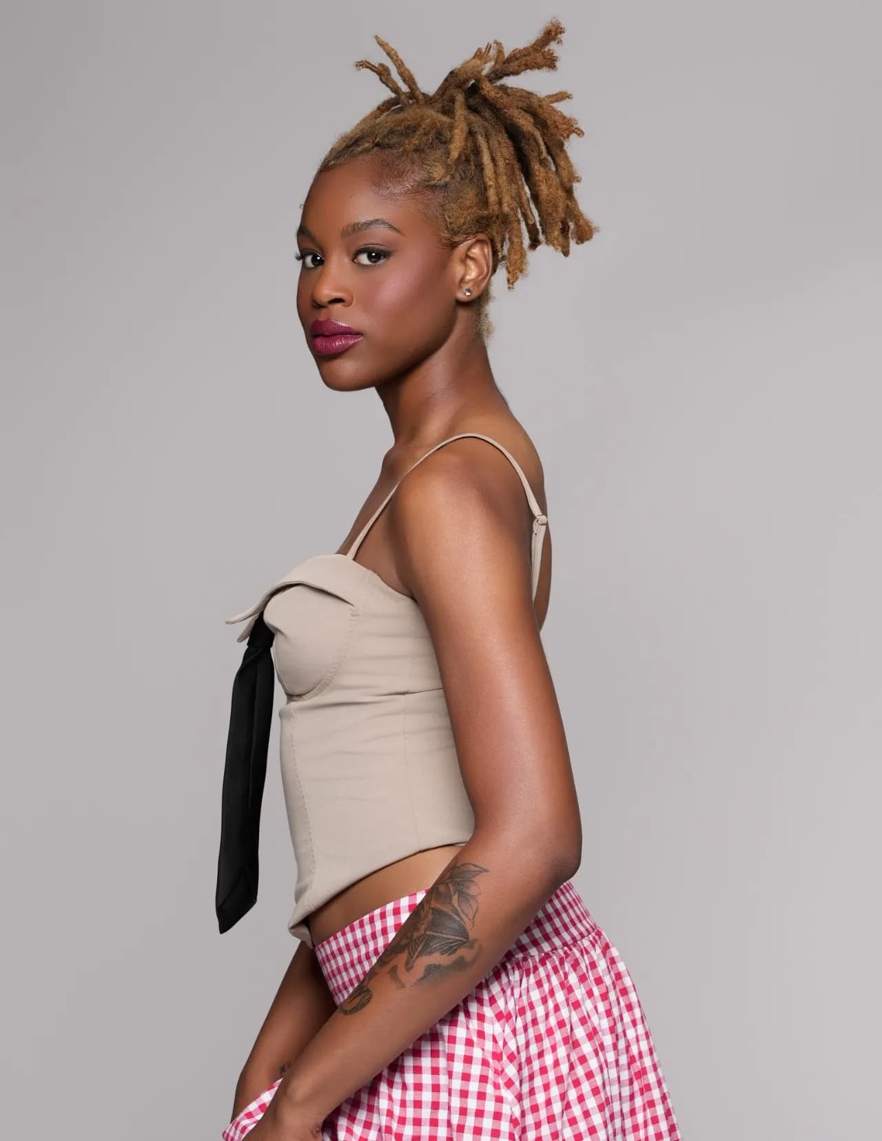 competitor ynWzr