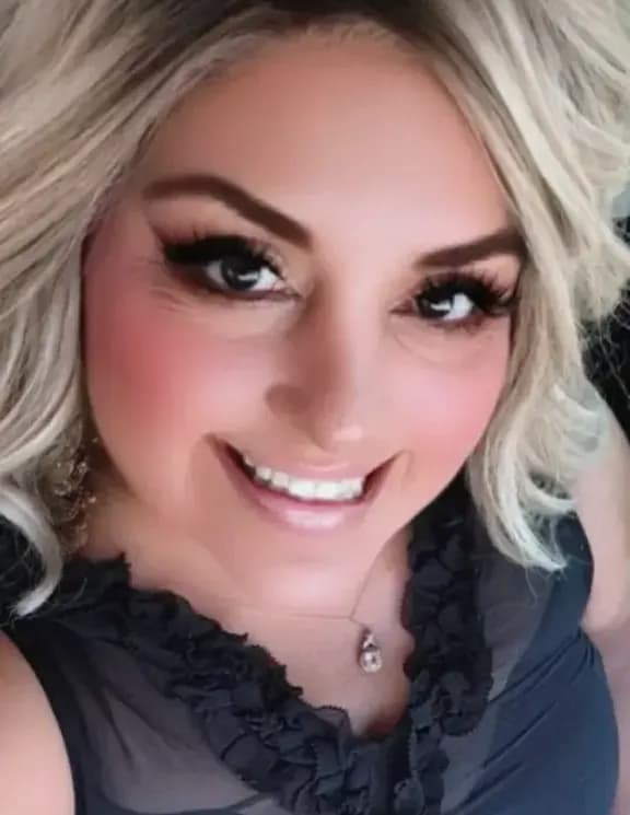Laura Pacheco image