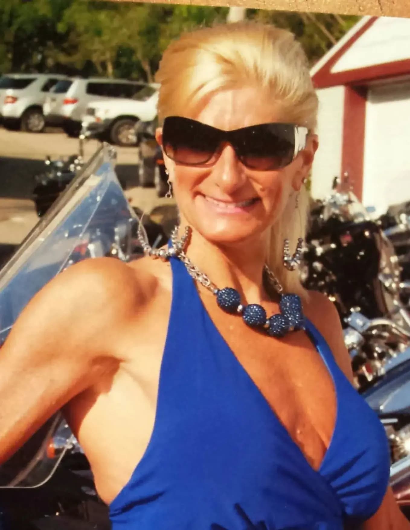 Carrie Reynolds  image