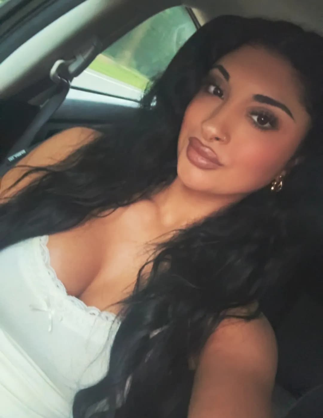Abby charriez image