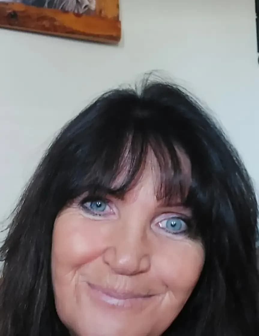 Caroline image