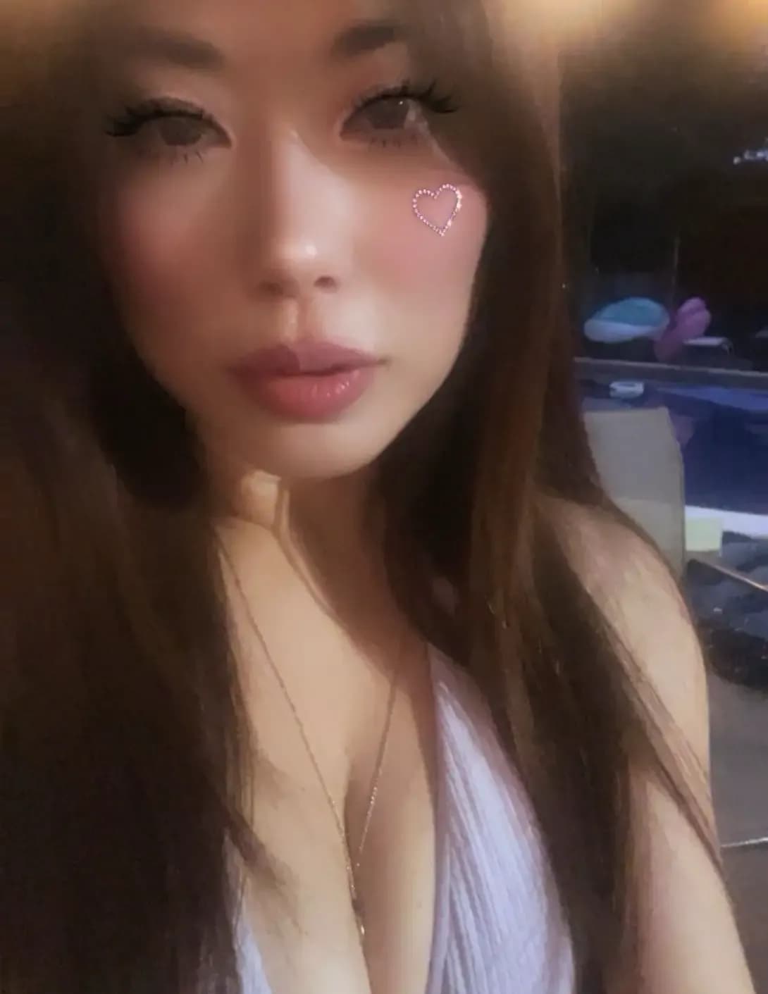 Chloe Choe image