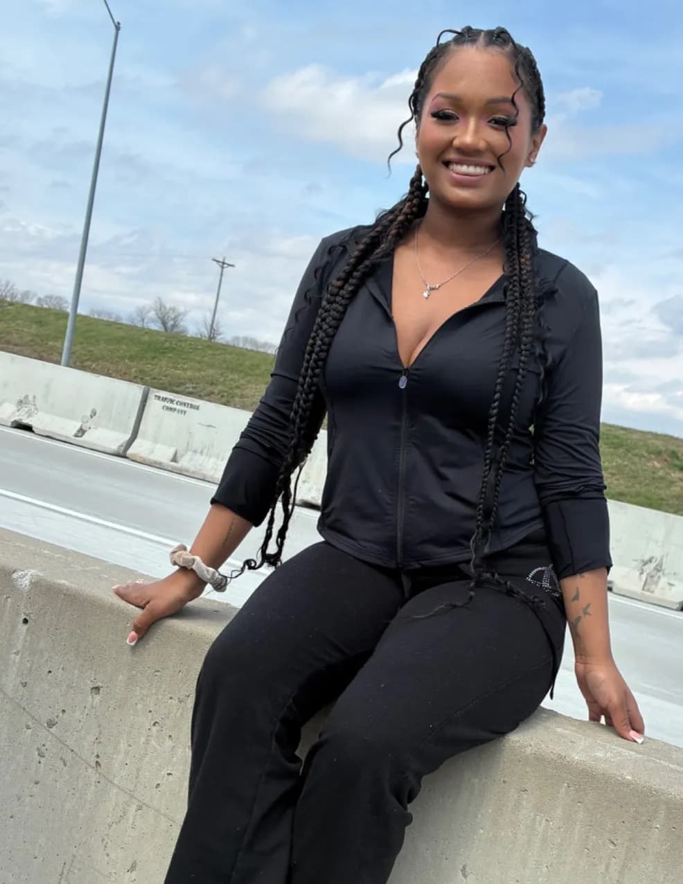 Breezy Bre image