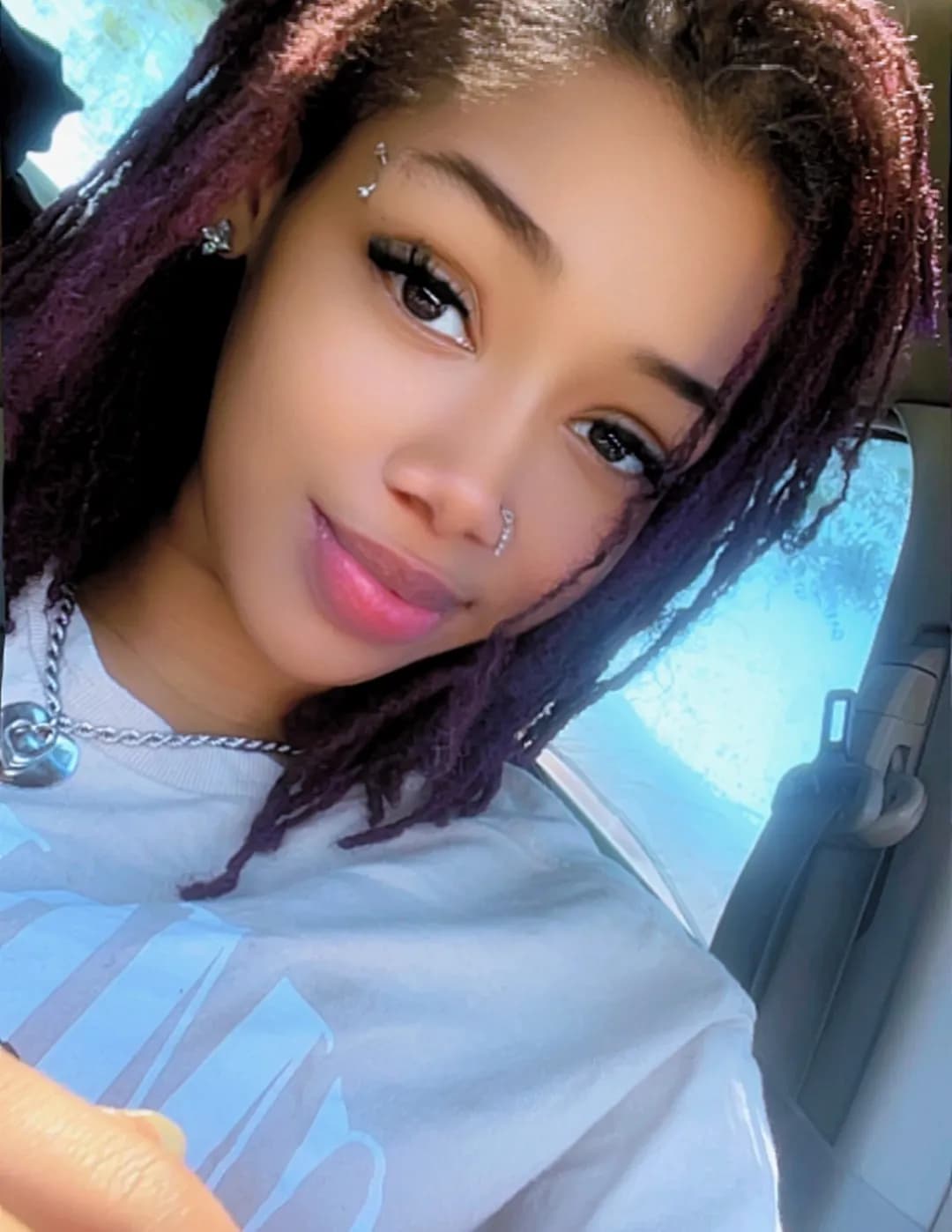 Evie 💋 image