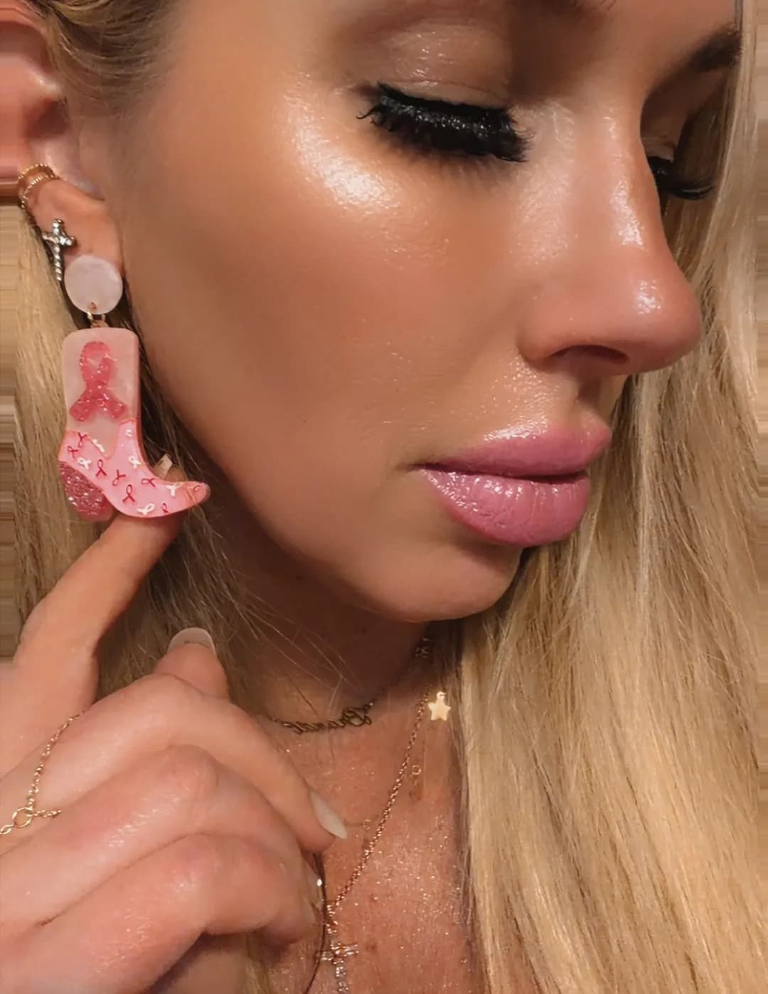 Brandi K image