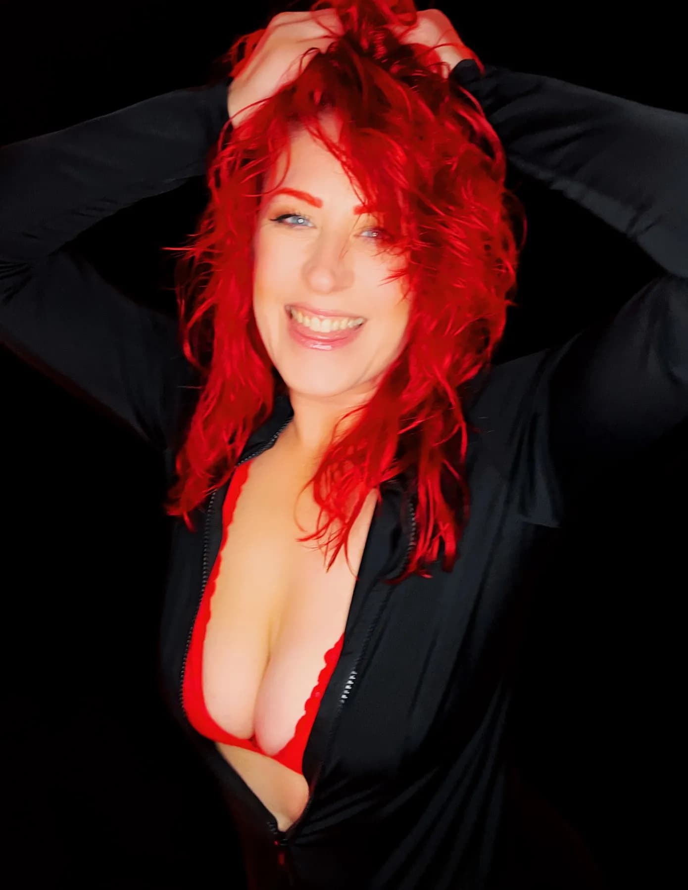 Ms Red image