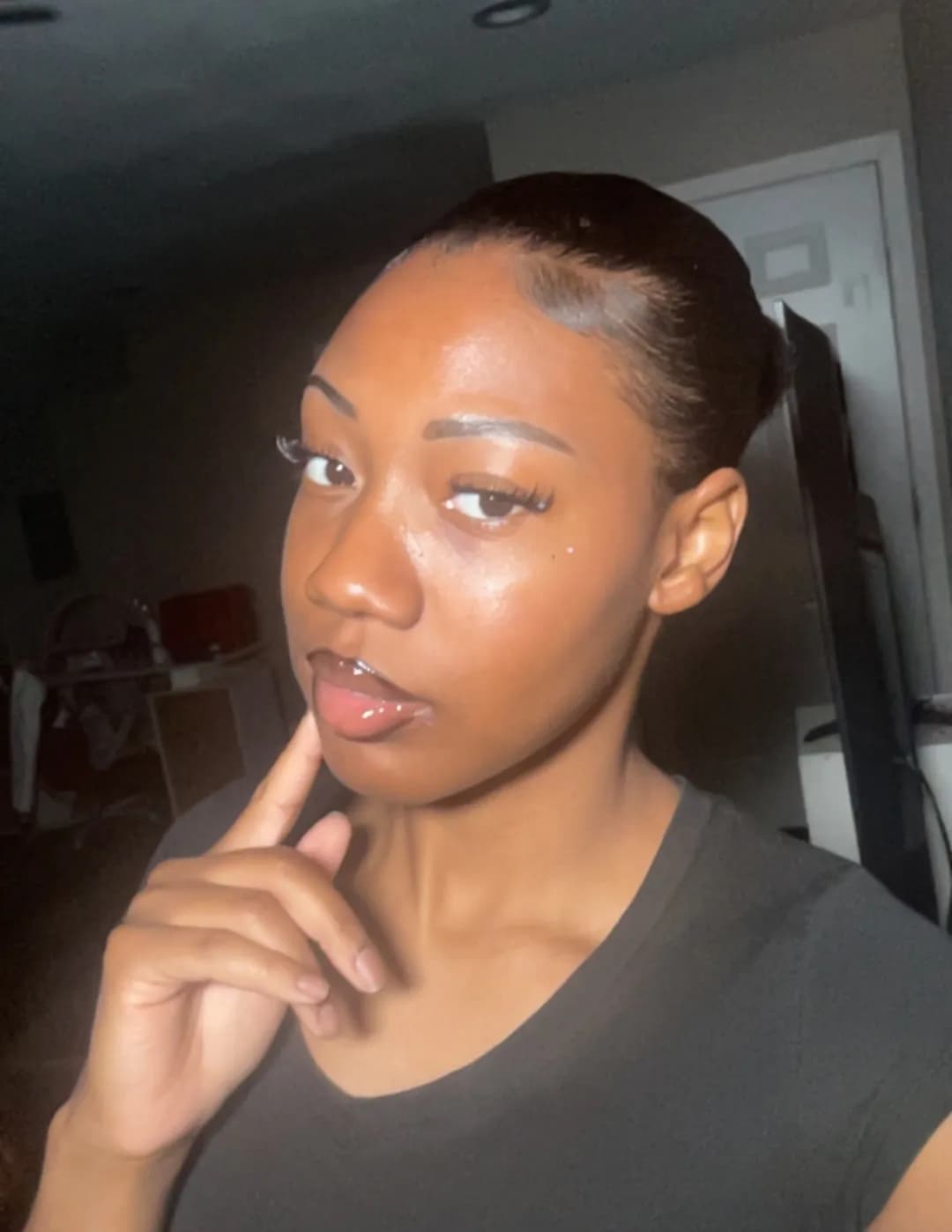 Ms.understoodmoo image
