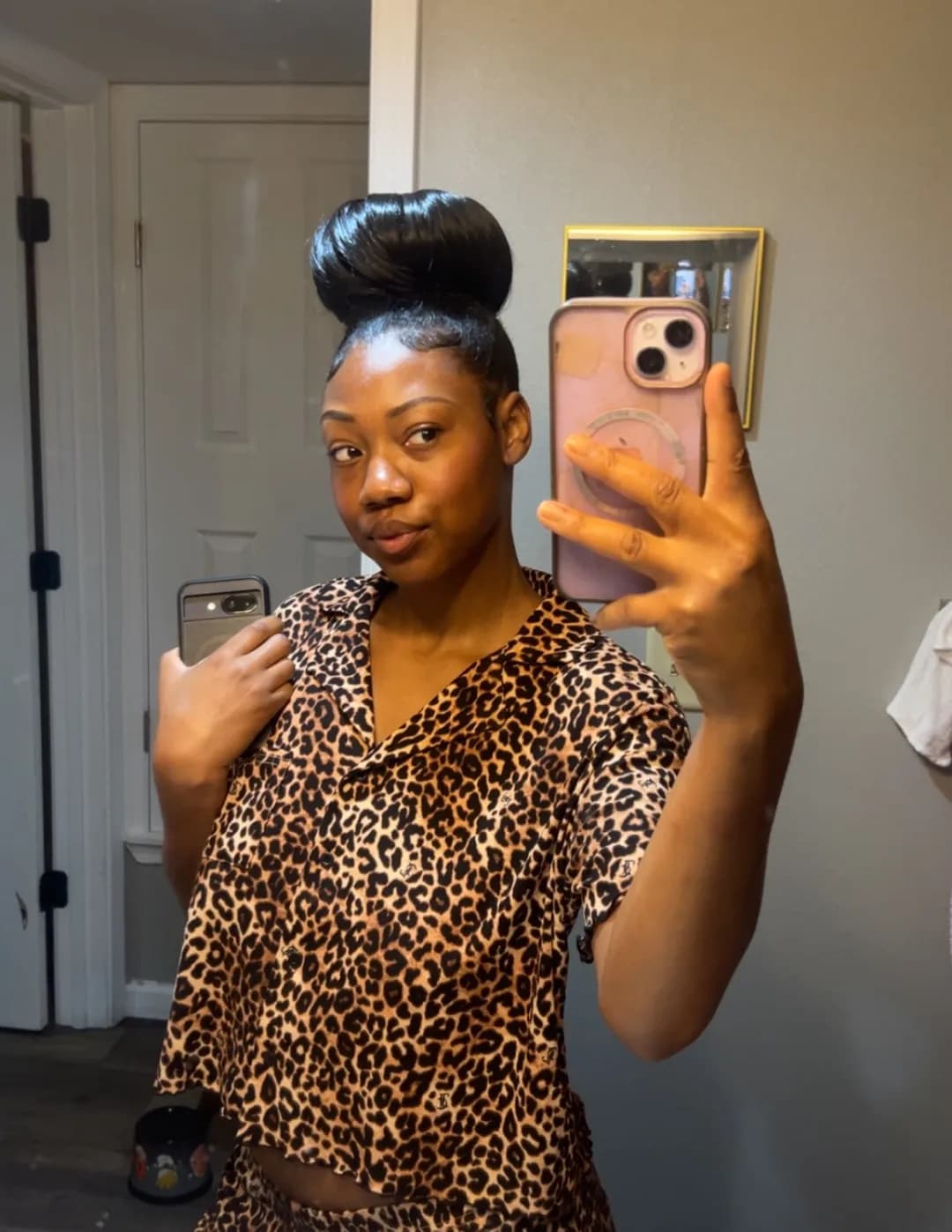 Ms.understoodmoo image