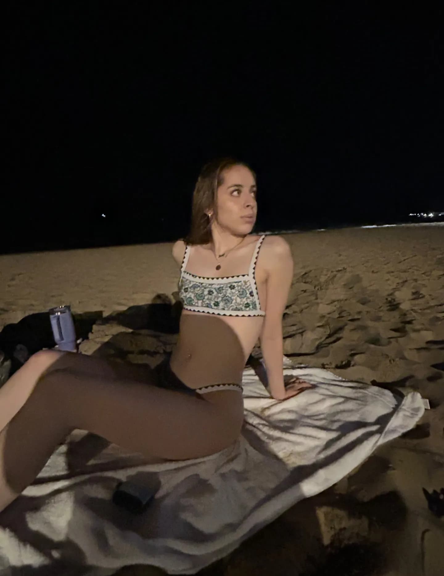 competitor ynVy8