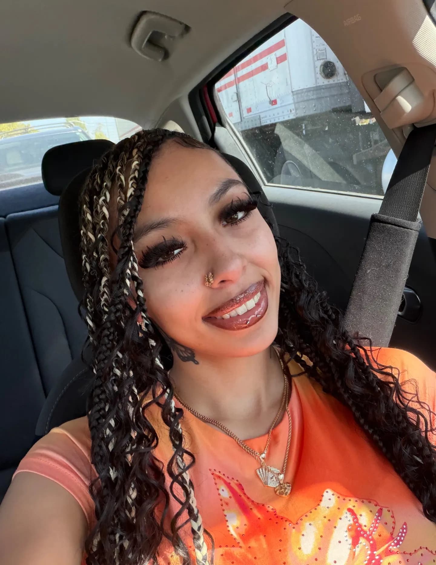 Gabrielle LileiAnn image