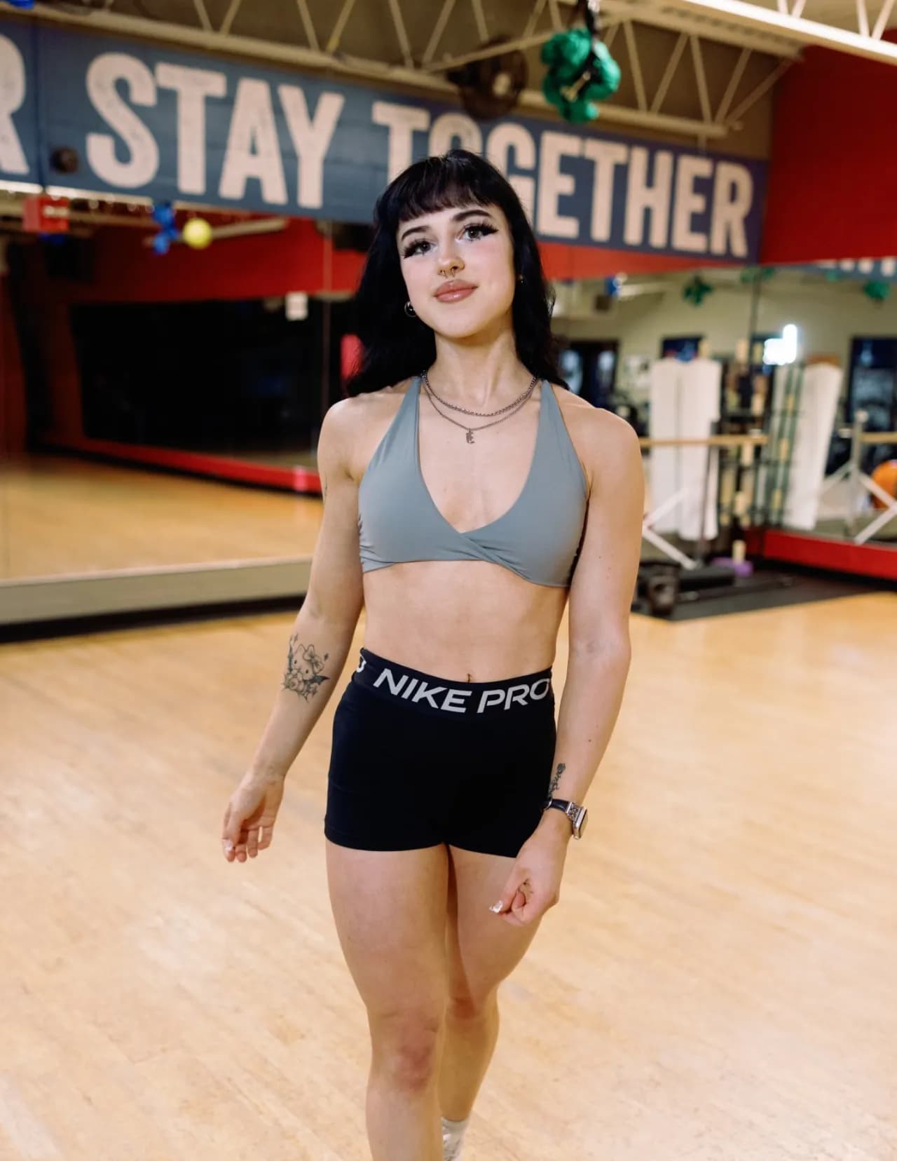competitor vjQqW