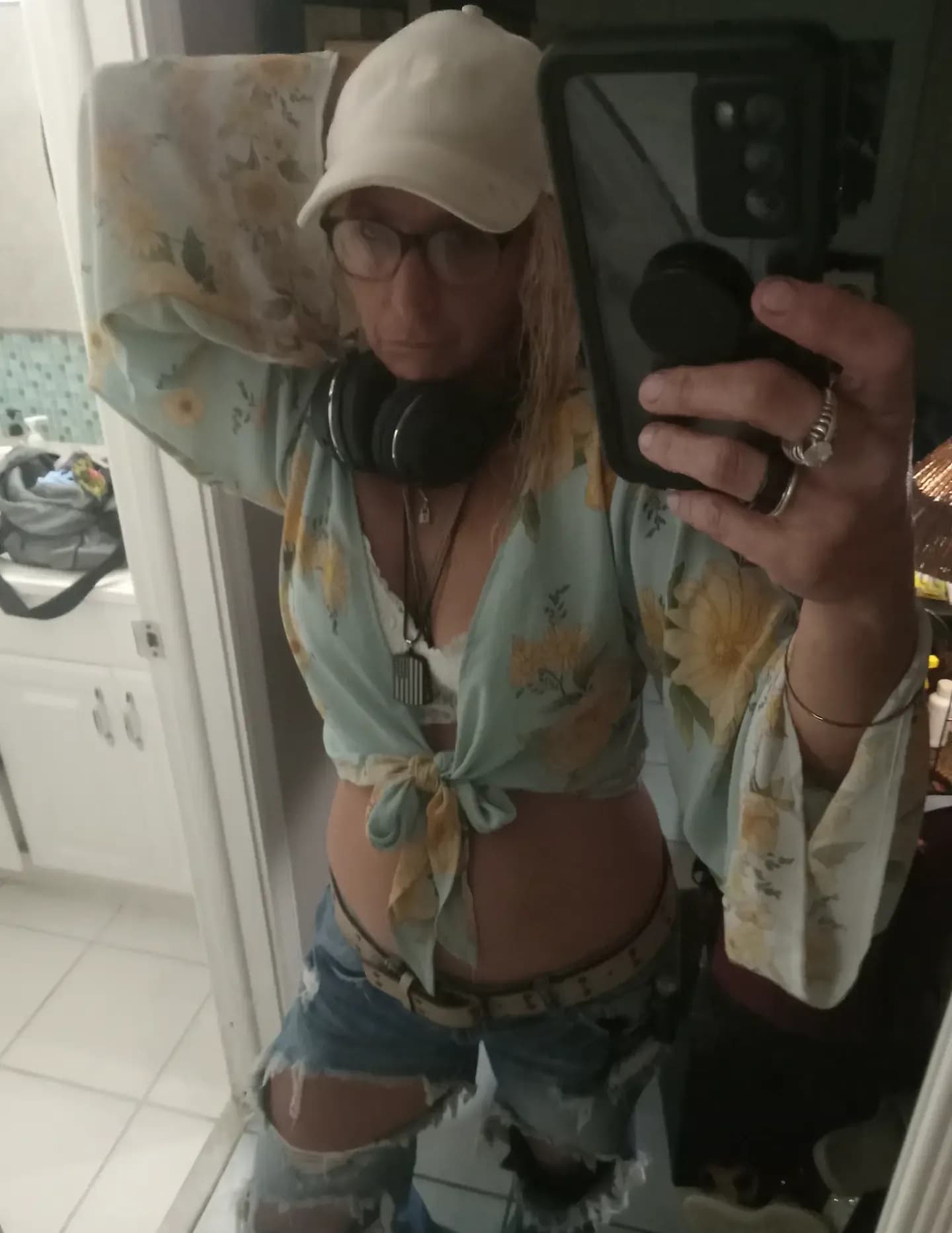 Nickole  image