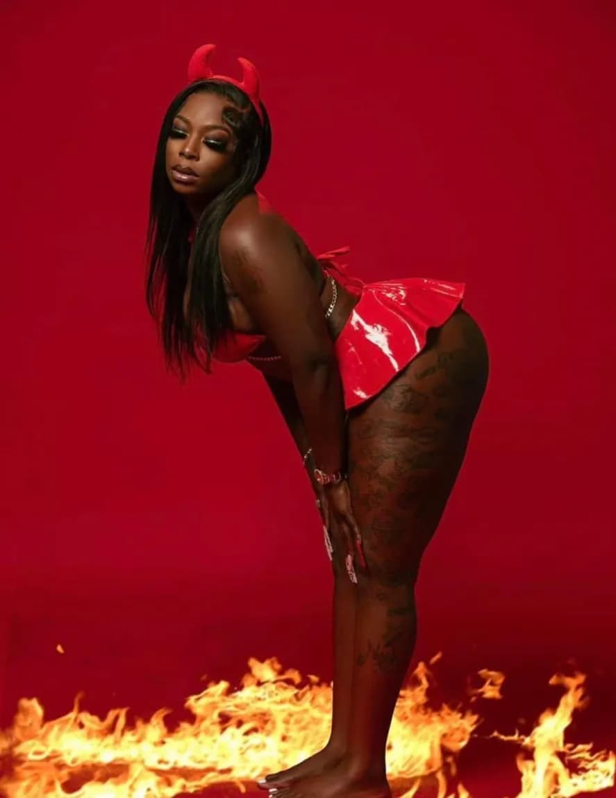 QueentheeHottie image