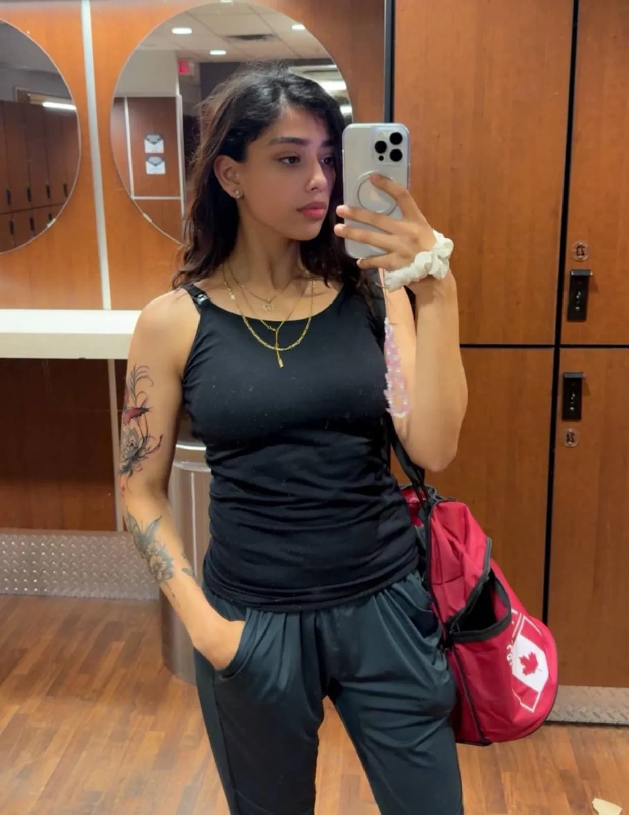 Jenny Mendoza image