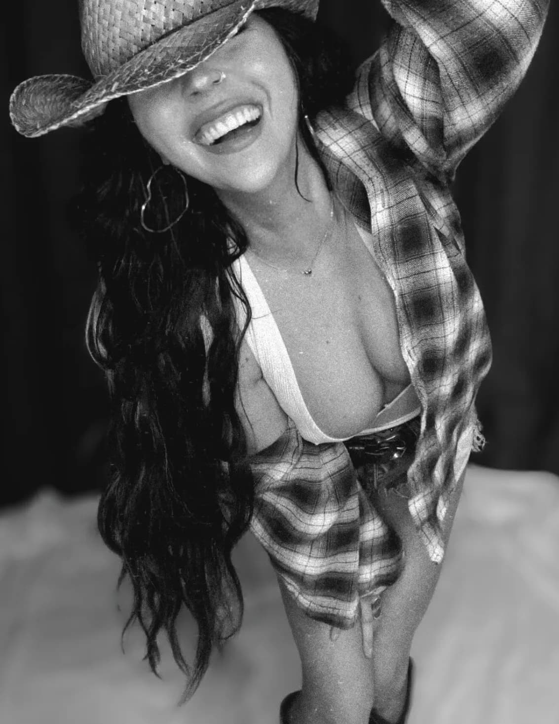 Heather Nicole image