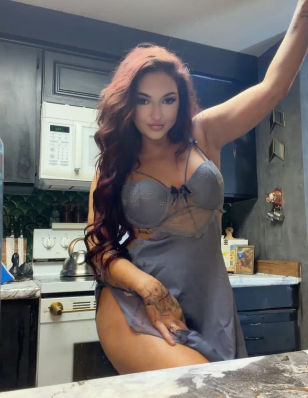 Heather Nicole image