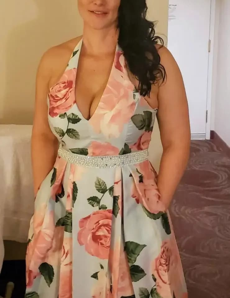 Victoria L image