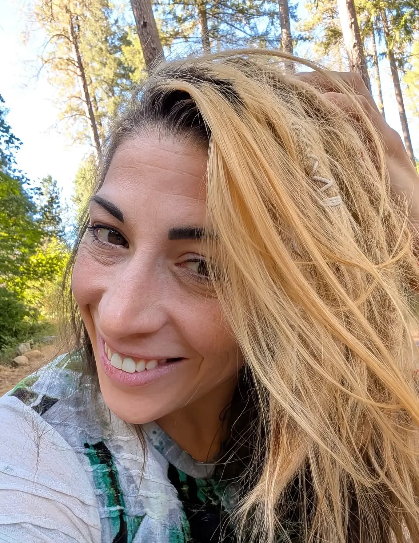 Laura L. image