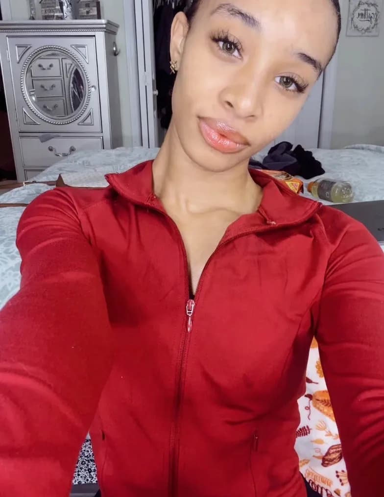 Sarahmya image