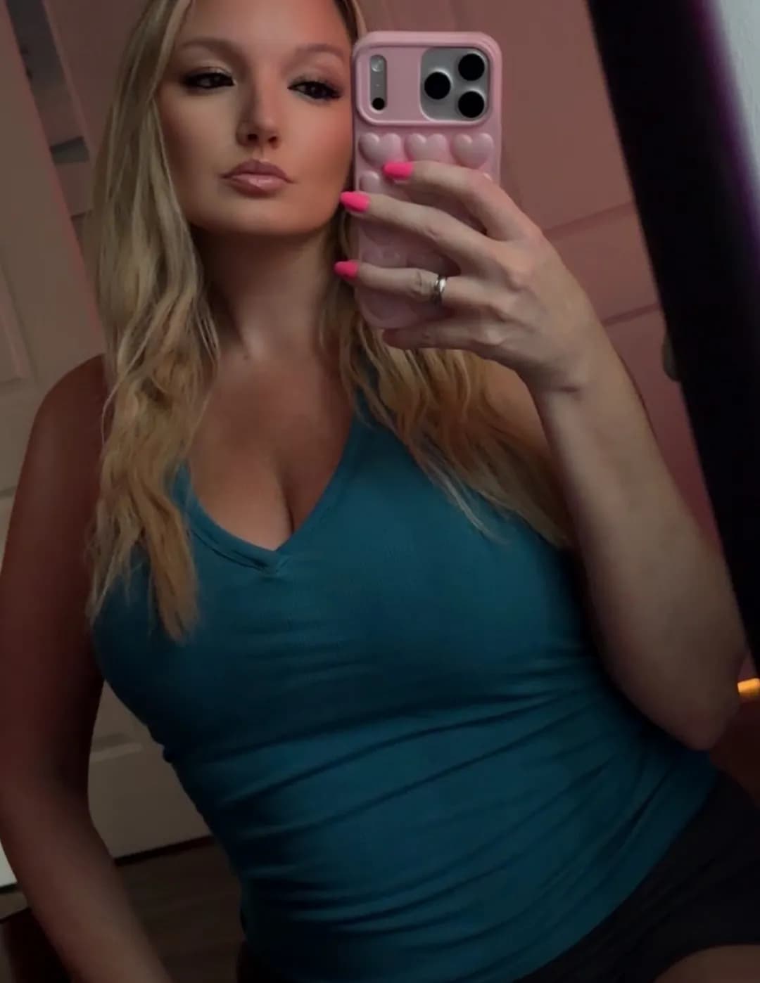Kayla image