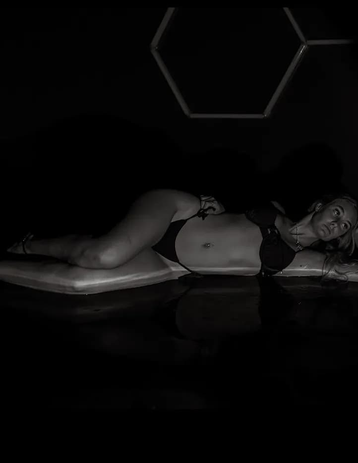 Giselle lambert image