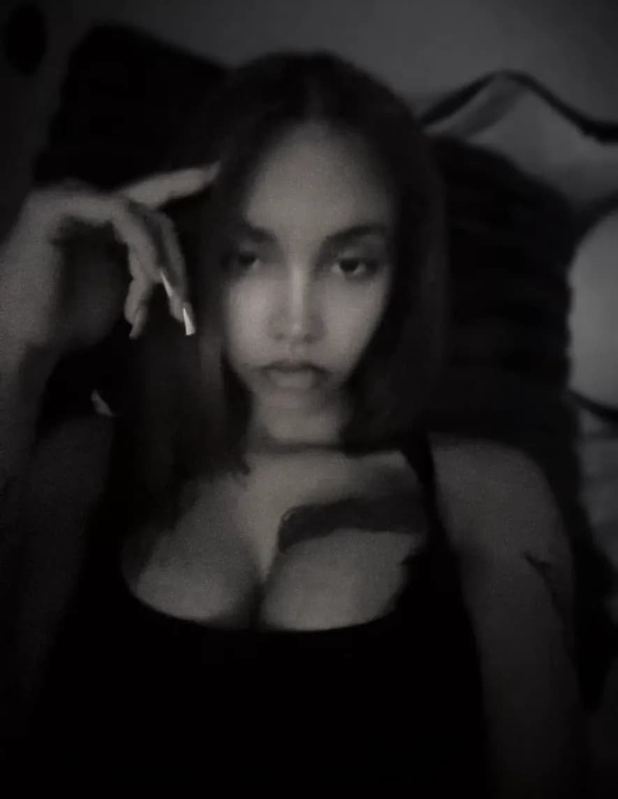 Xoxo.t.2 image