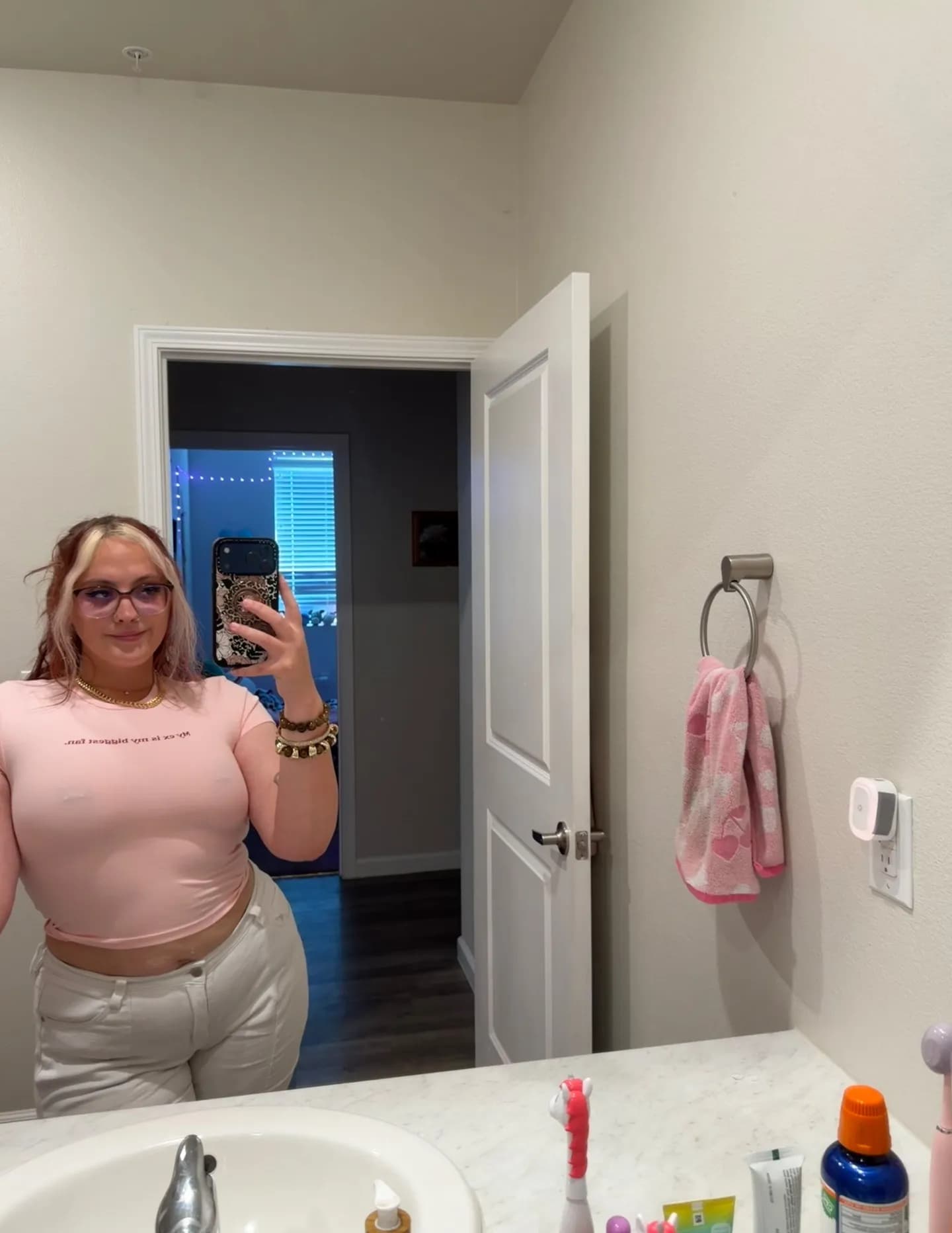 Ashley Hobert image