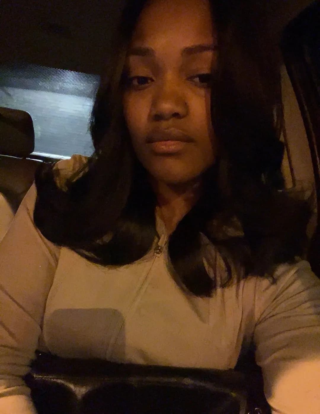 DeovyonneDinah image