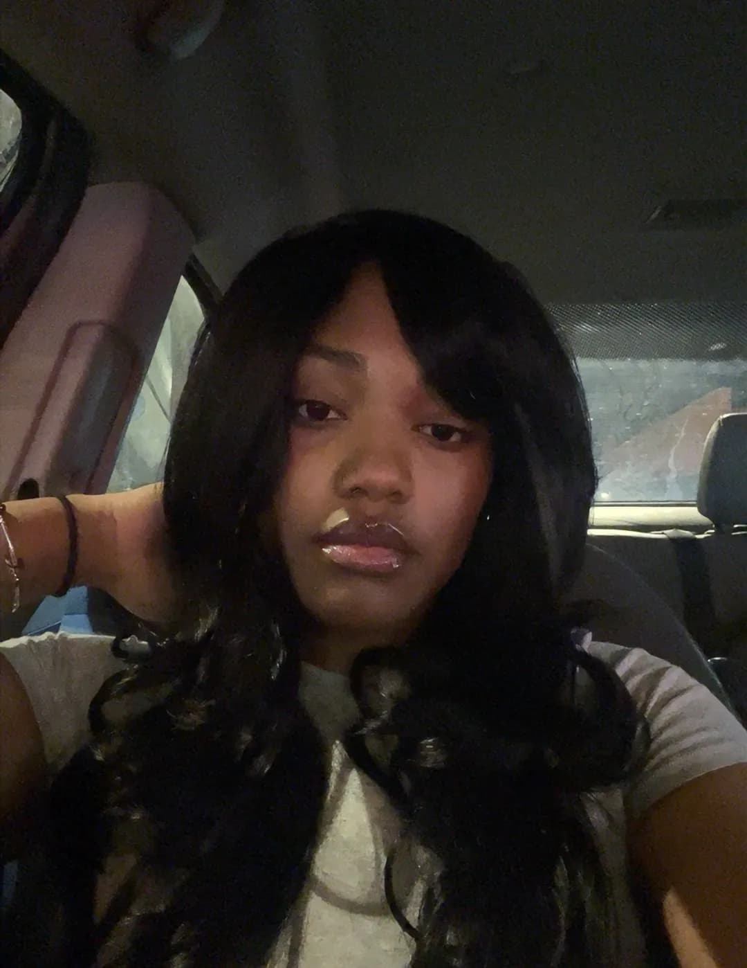 DeovyonneDinah image