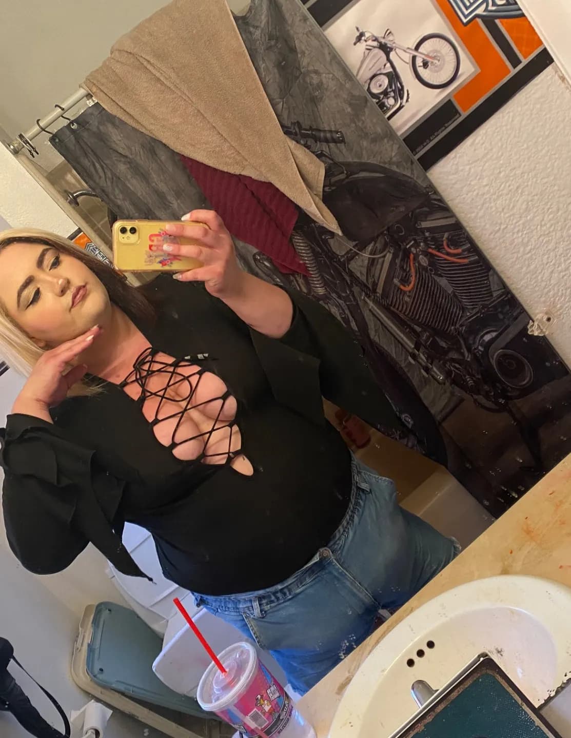 Tia Renzelman image