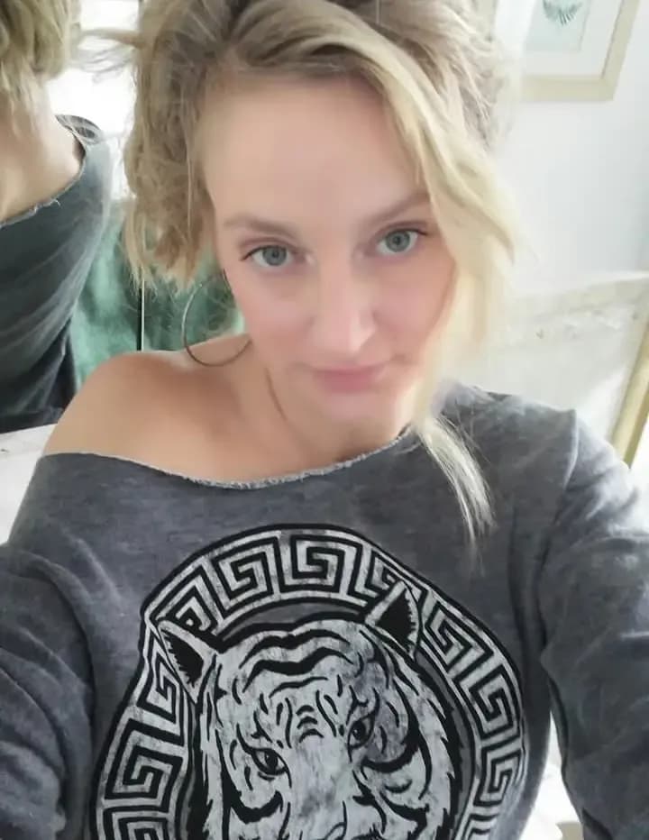 Christinem1986 image