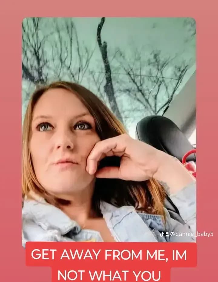 Danielle lynn image