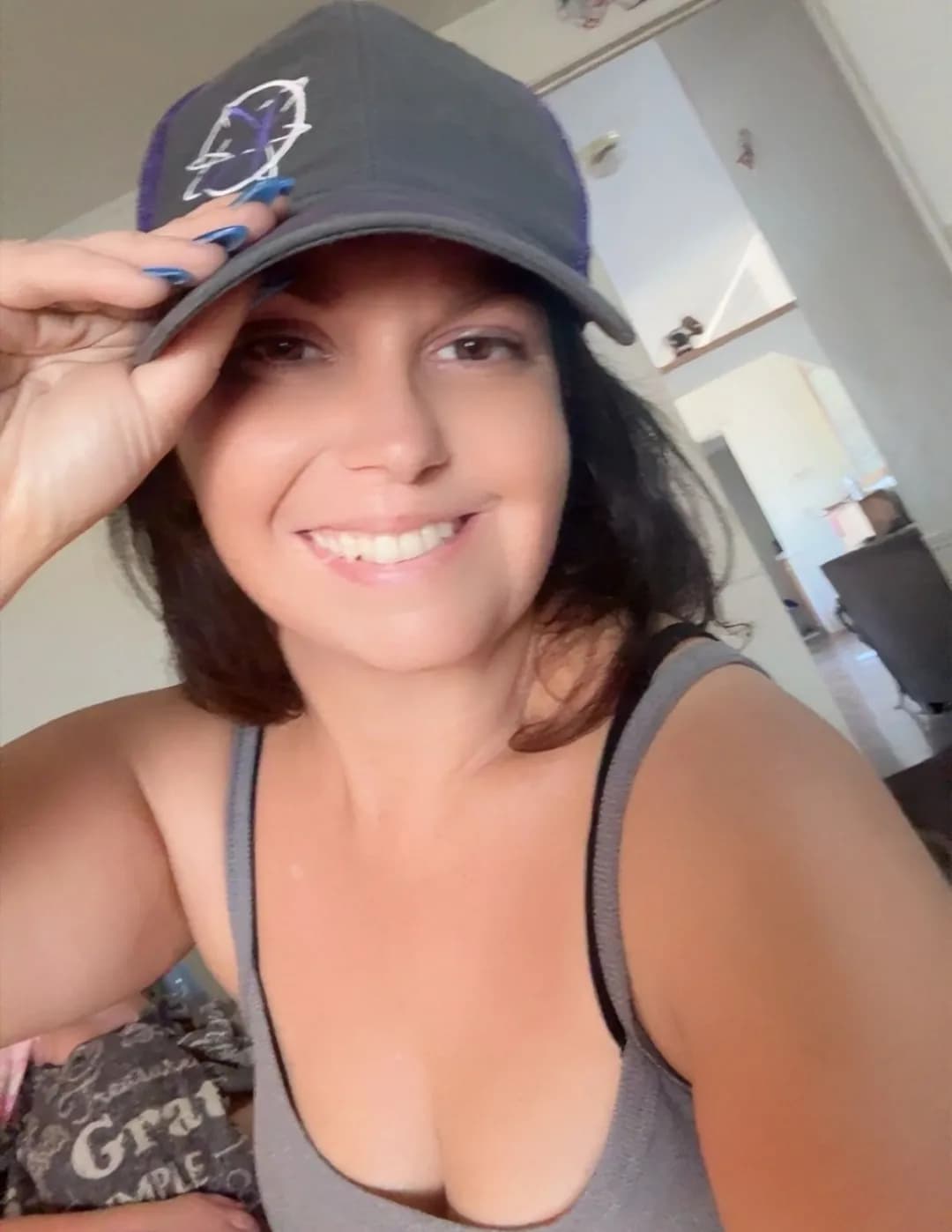 Ashley image
