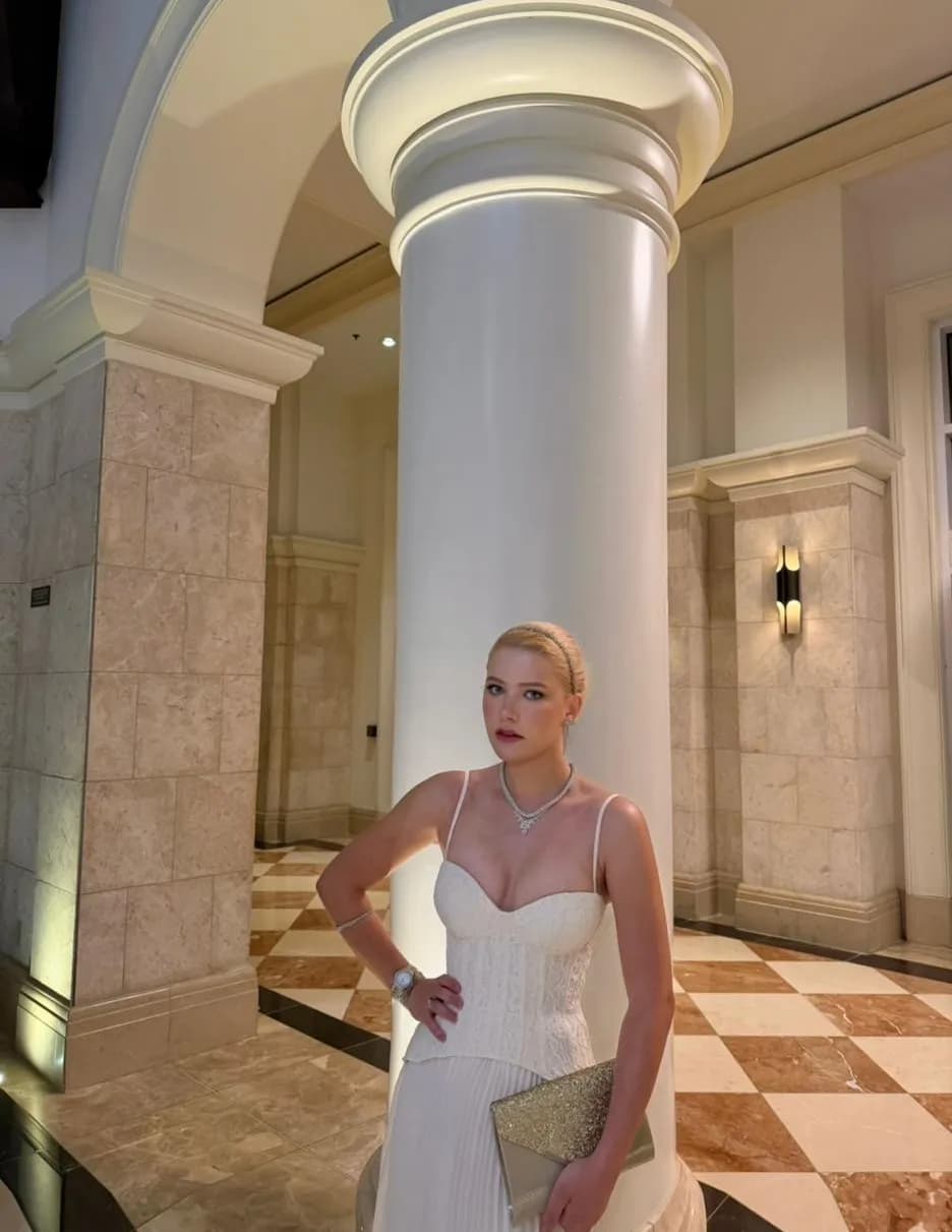 Stefanie Fernandez image