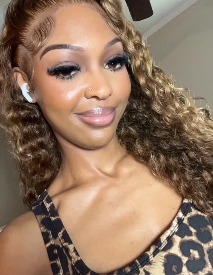 Symone image