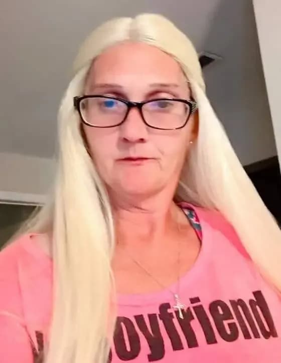 Karen Parquette image