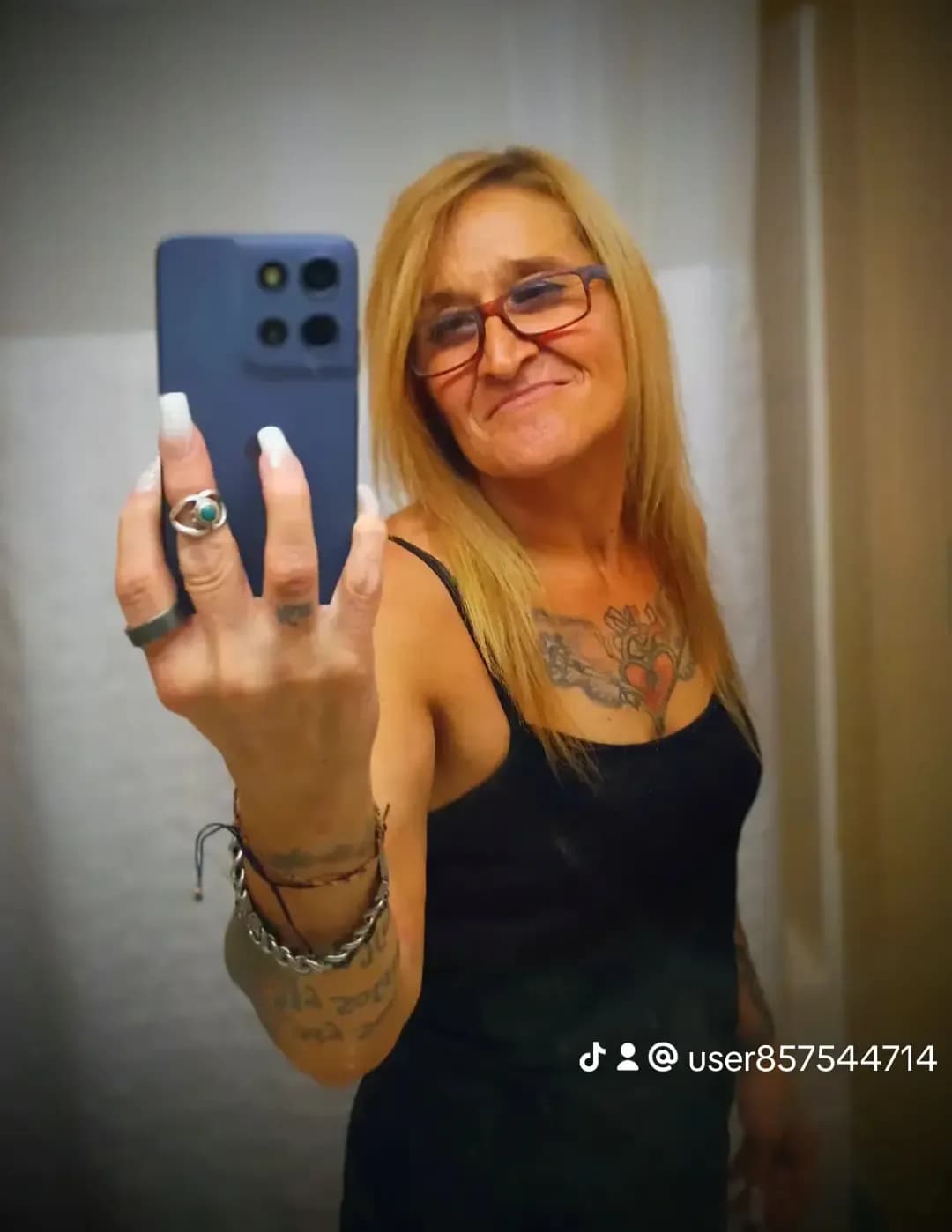 Denise (Neezy) Hoffman image