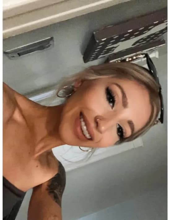 Courtney Porch image