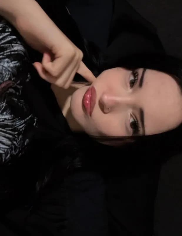 Scarlett image