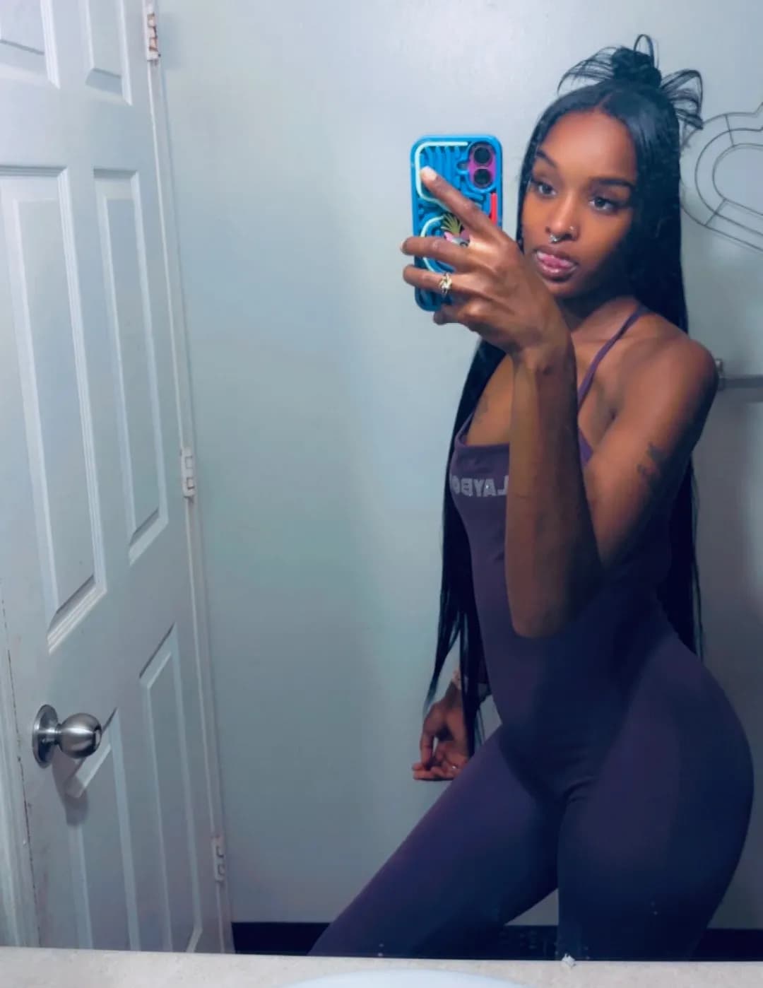 competitor L4LkZ