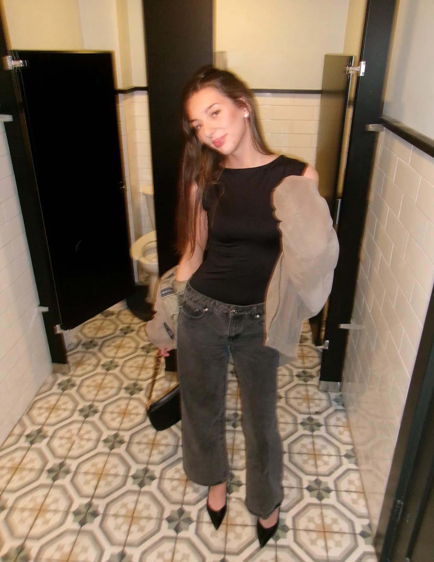 Lilliana Sheldon image