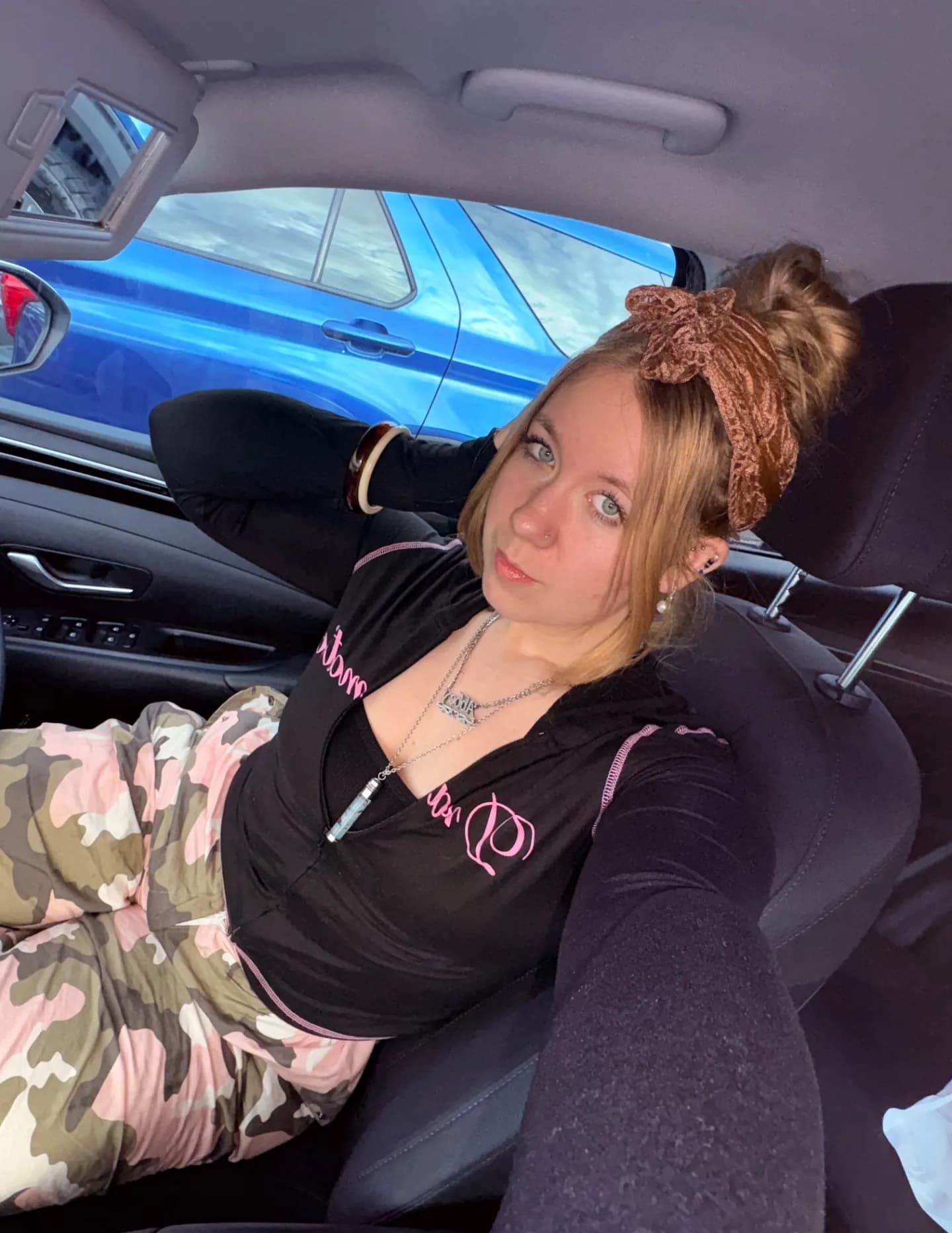 Abbey rose image