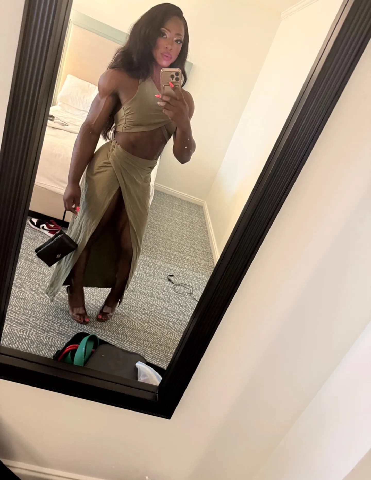 Sheronica Henton image