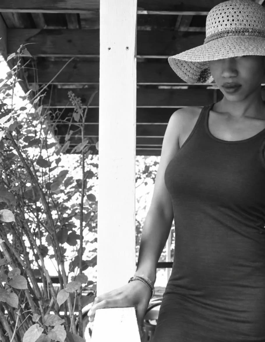 Karliea Gray image
