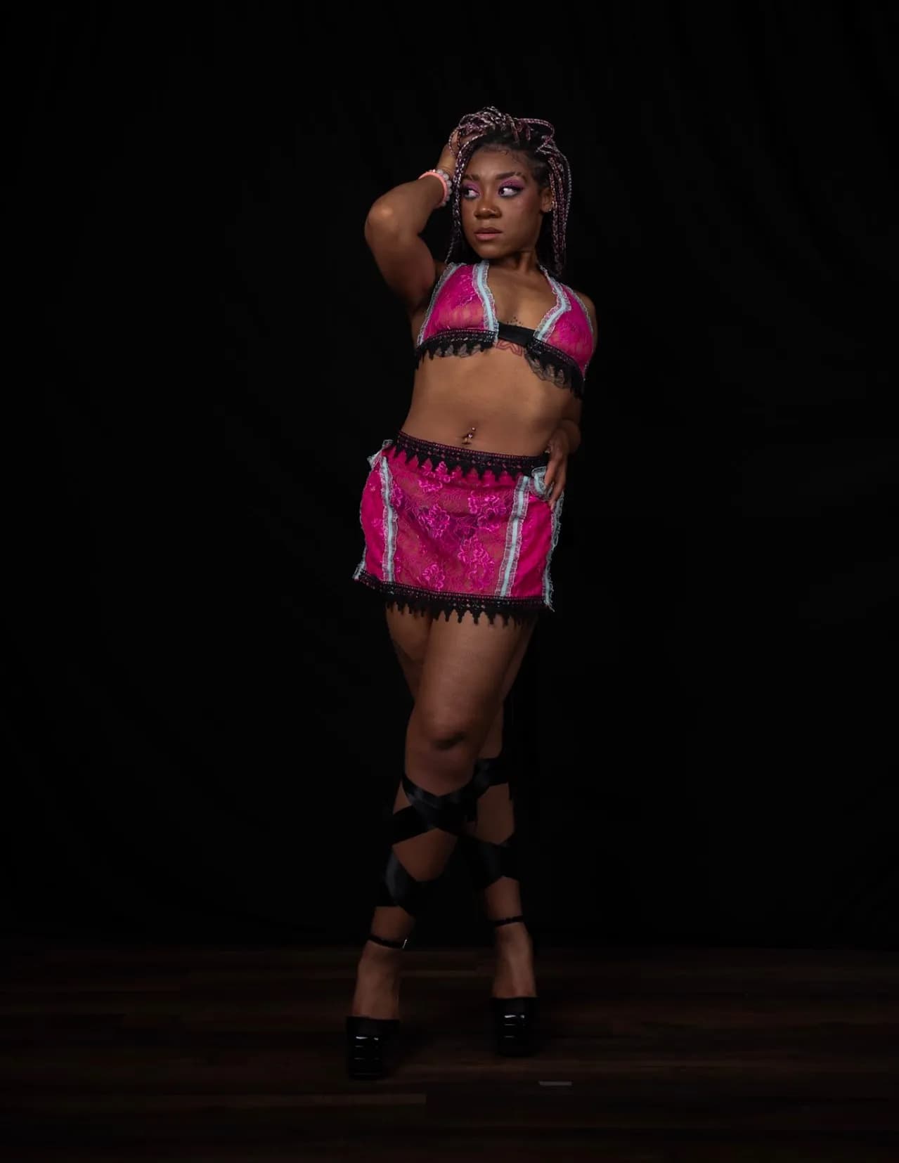 Phoenix Starr image