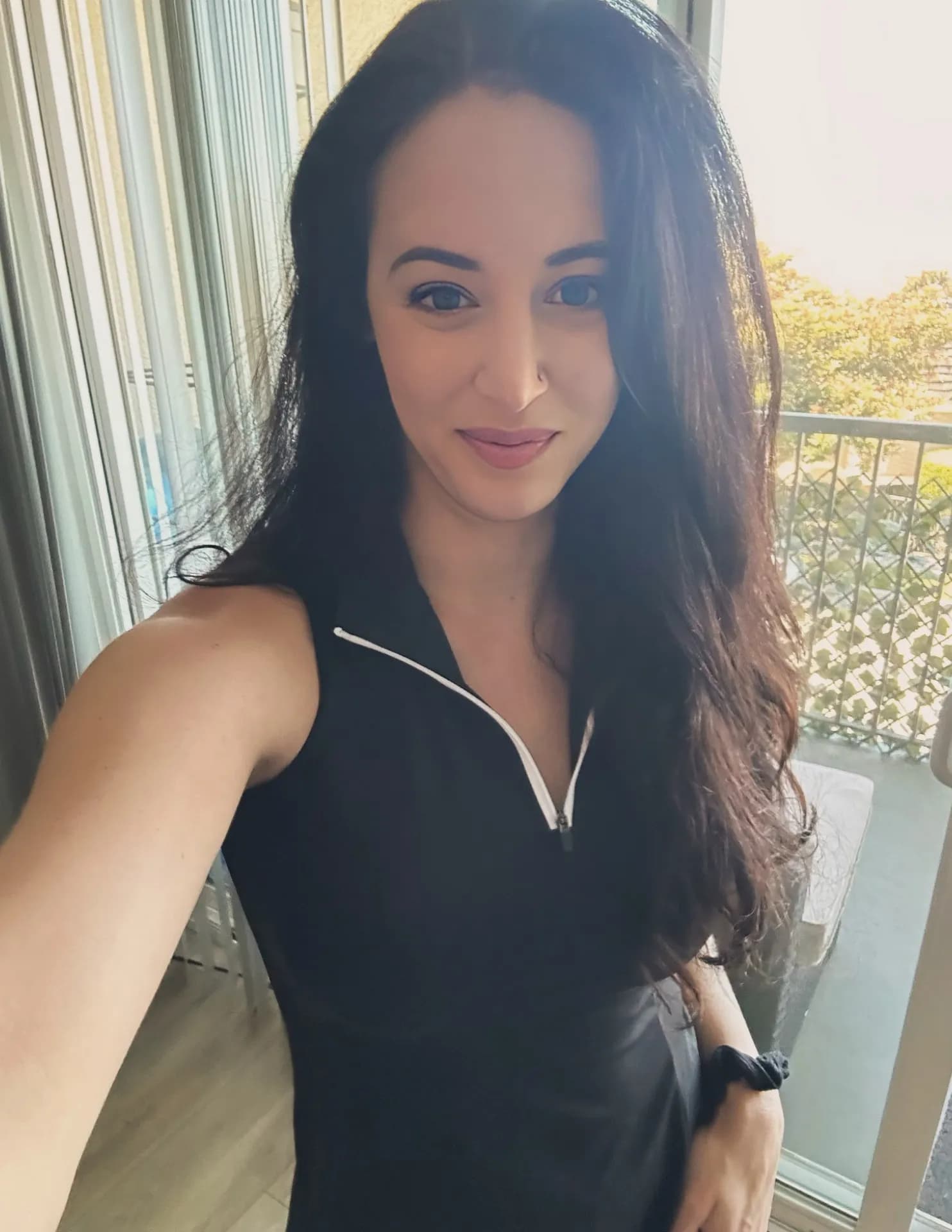 competitor GzjZK